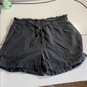 American Eagle flowy shorts!